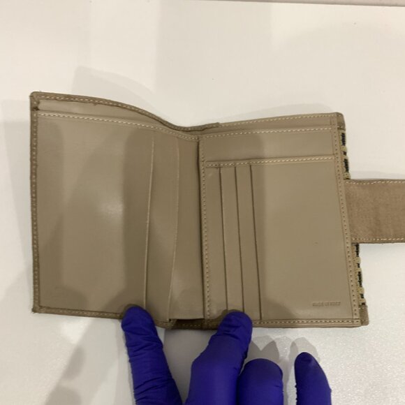 Fendi Tan and Black Women's Wallet. Free Shipping - Picture 7 of 12